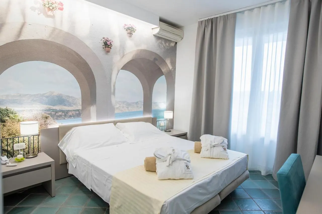 קסטליונה דלה פסקאיה Hotel L'Approdo