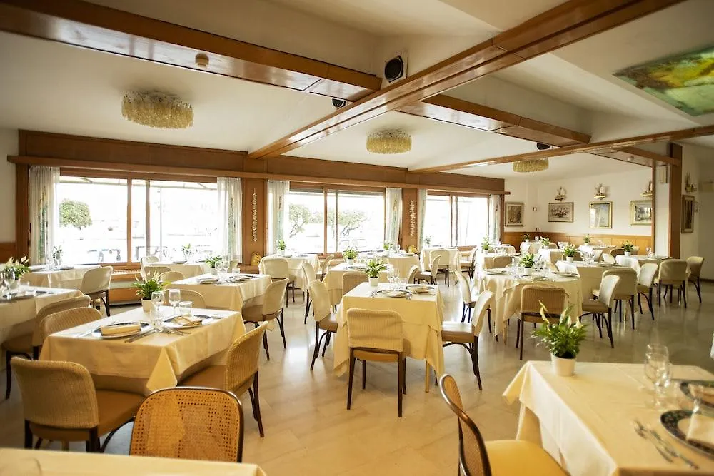 קסטליונה דלה פסקאיה Hotel L'Approdo קסטליונה דלה פסקאיה